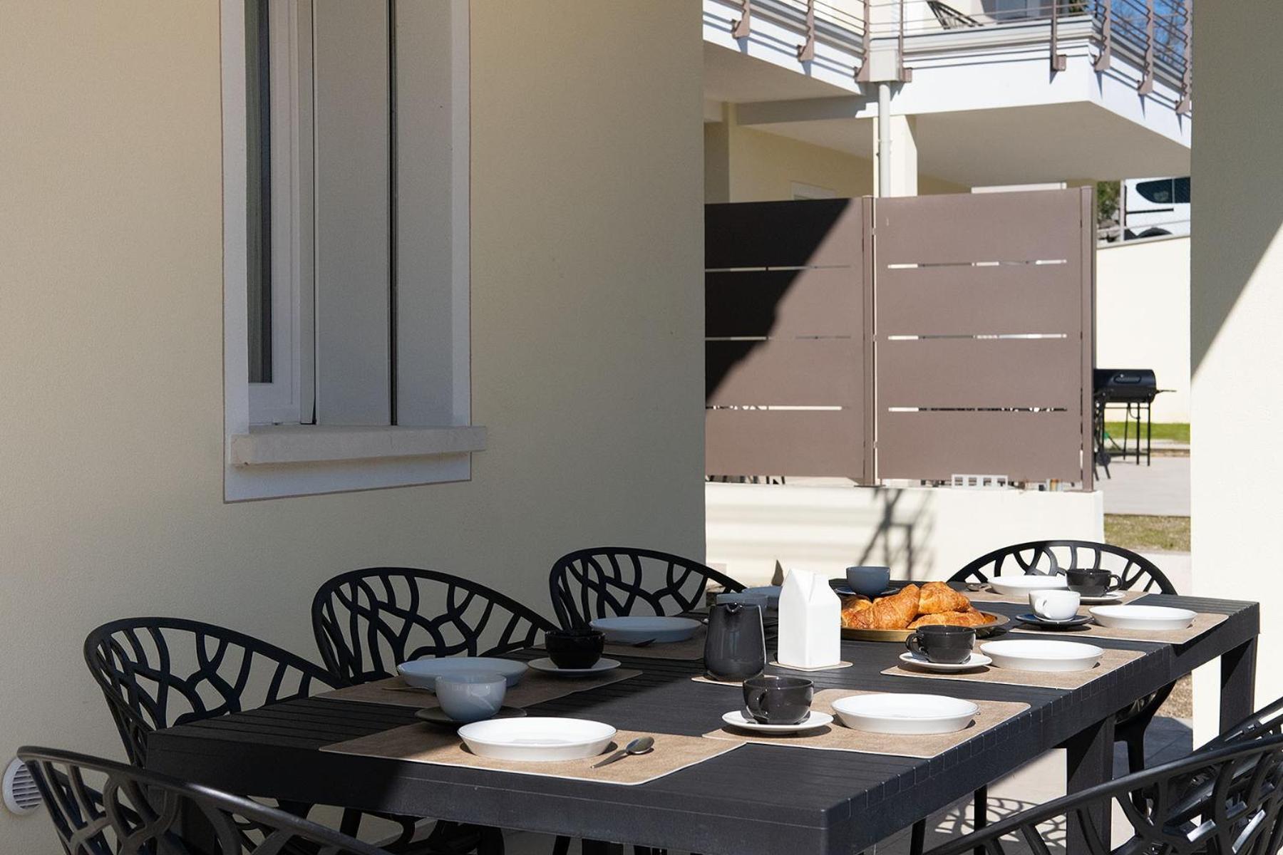 Luxury Villas Gardenia With Private Pool Padenghe sul Garda Exterior photo